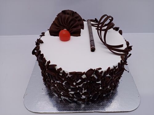 Black Forest 3 black forest cake online delivery in coimbatore